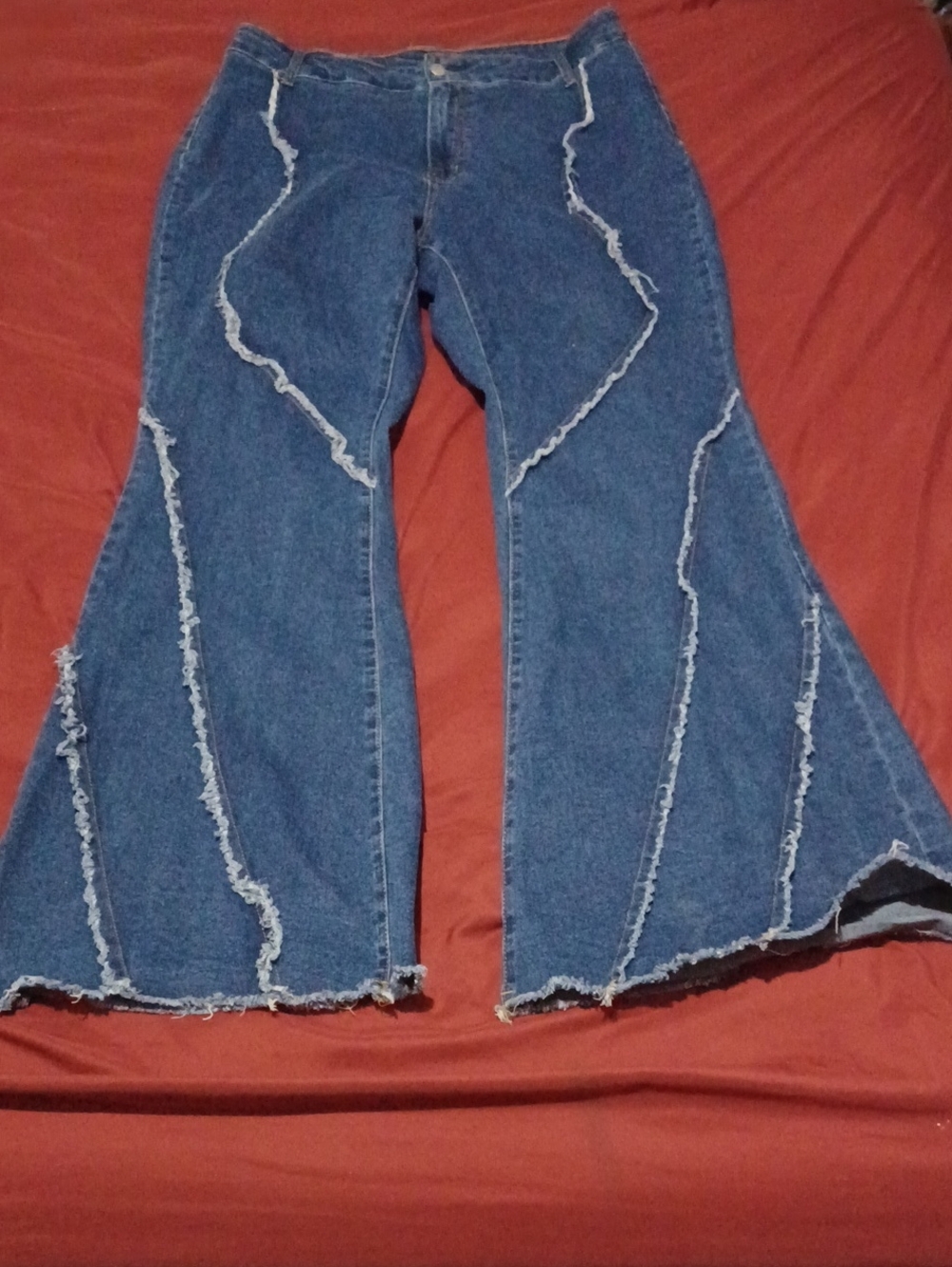 SHEIN Curve Plus Size High-Waist Bell Bottoms Distressed Women’s Jeans Size 2XL